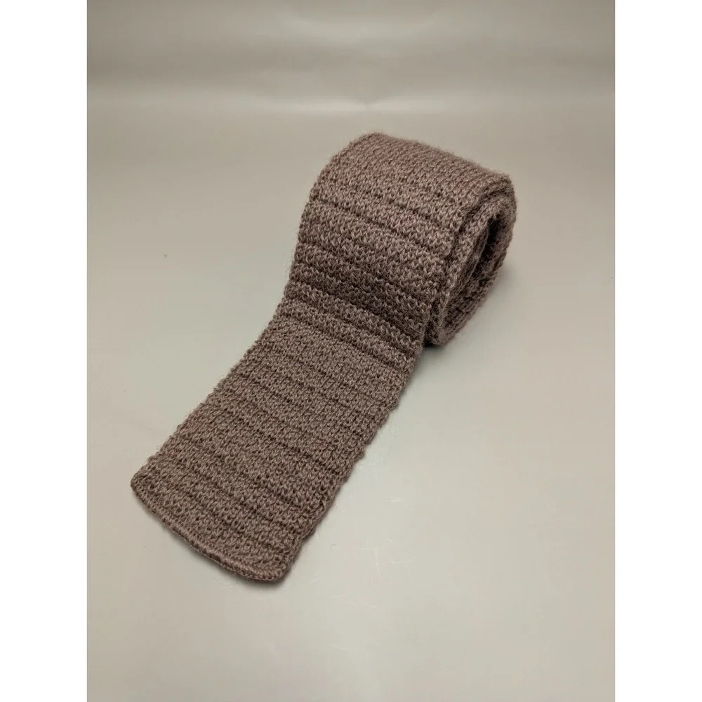 Vintage Rooster Rufflernt Knit Tie 55% Mohair 45% Wool Brown Square End Necktie
